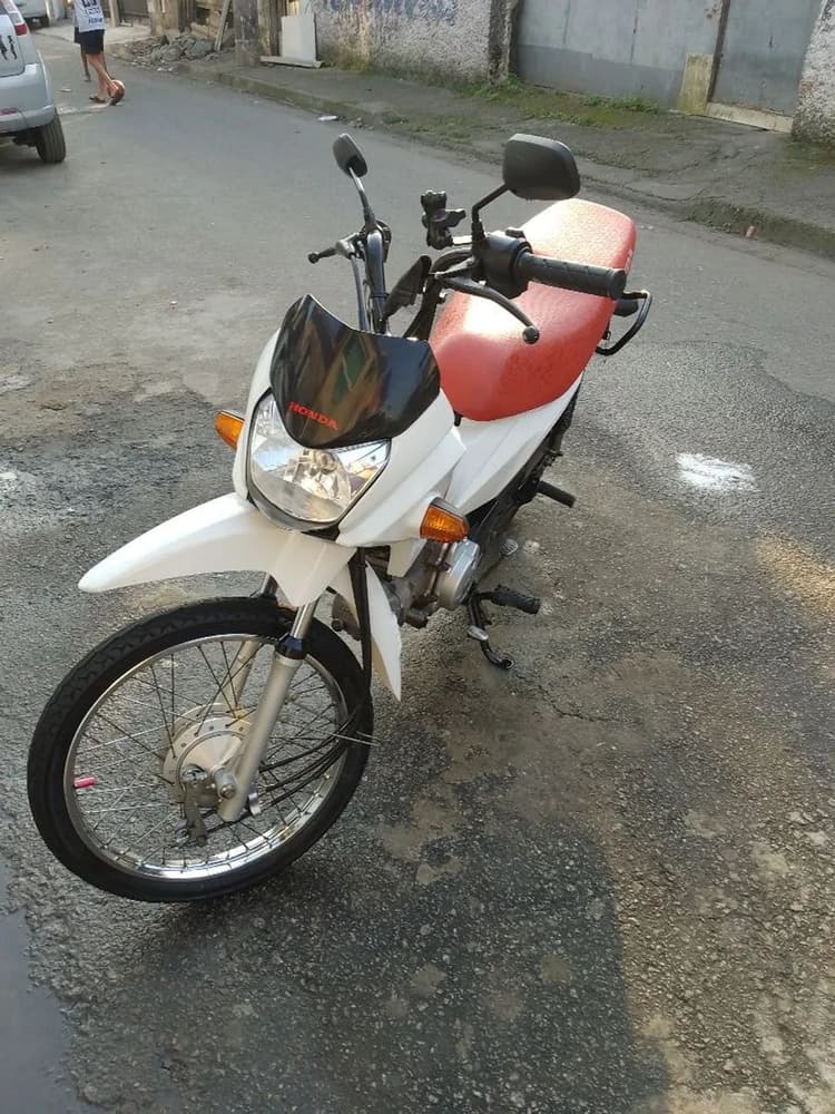 Moto bem conservada 