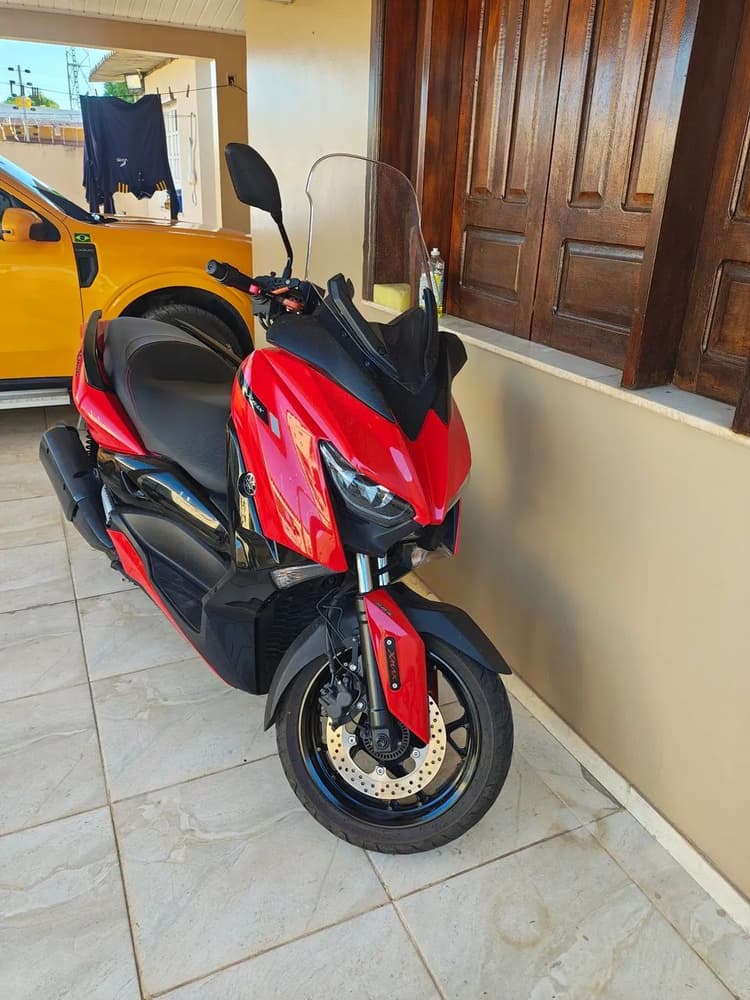 Yamaha xmax 