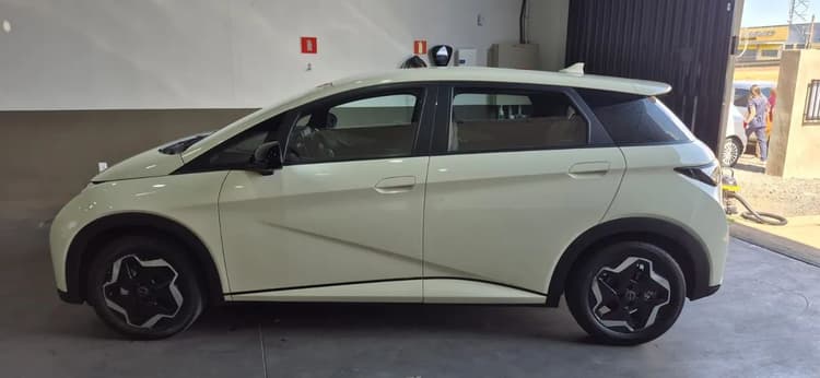 BYD Dolphin EV (Elétrico) 2024