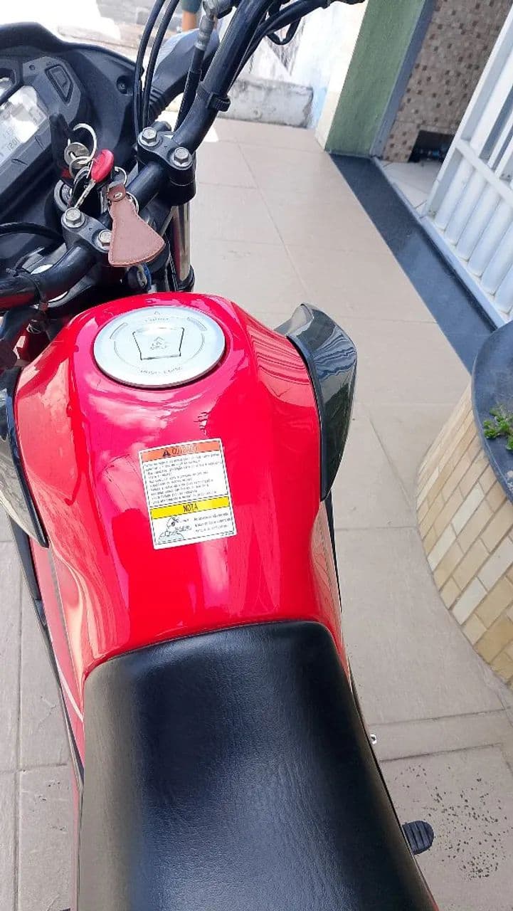 Moto Suzuki 