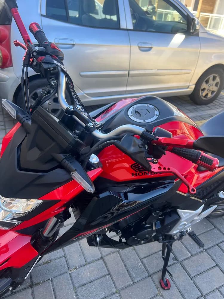 Honda cb300 