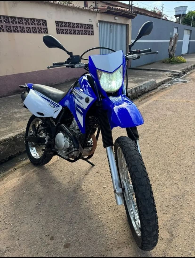 XTZ Lander 250