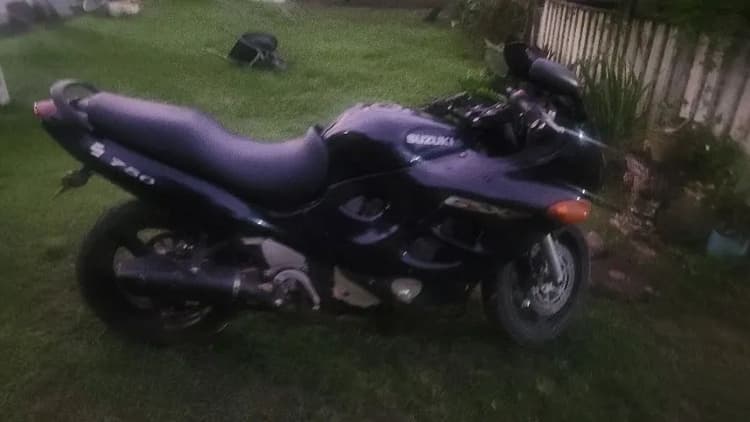 Gsxf750 