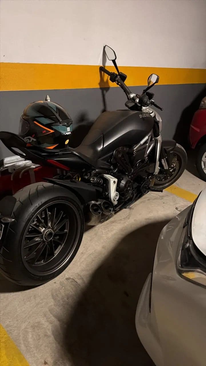 Ducati Diavel 