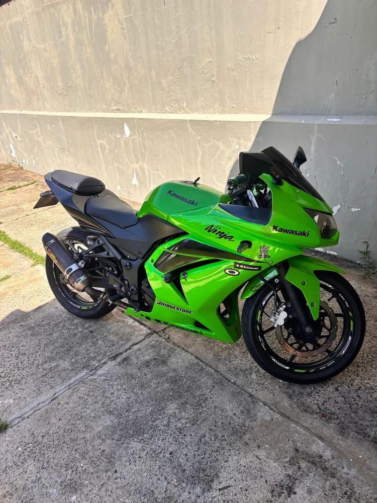 Kawazaki ninja 250r 
