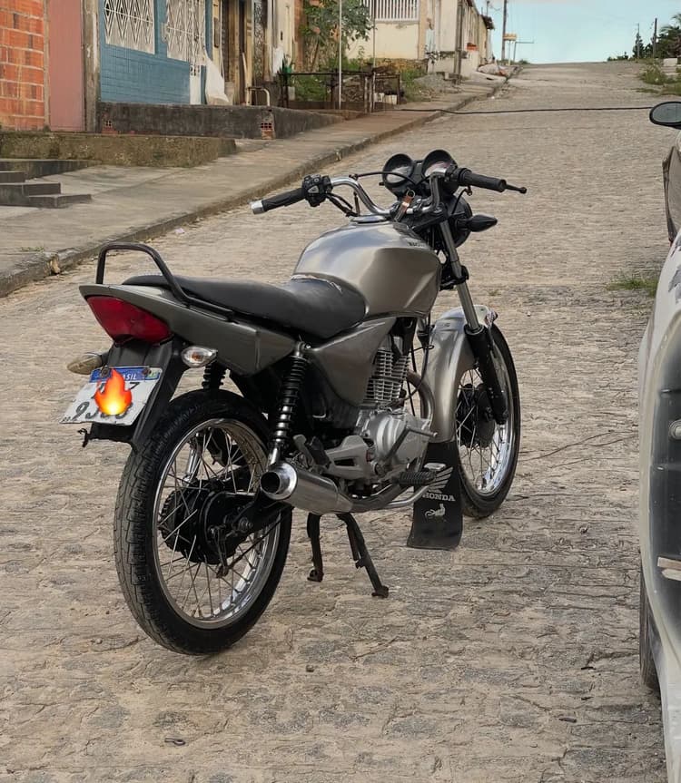 Vendo moto 150 toda filé 