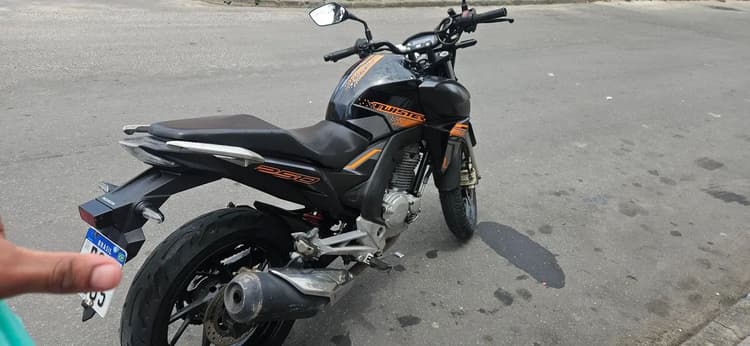 CB250F twister 2021