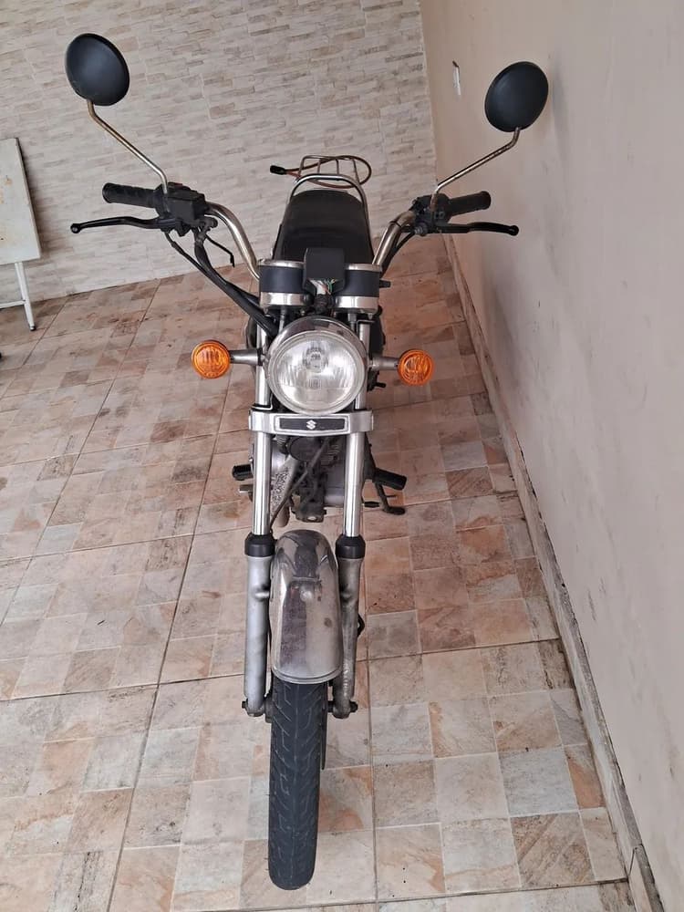 Intruder 125 cc