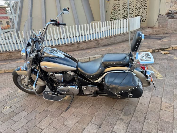 Vulcan 900 Classic