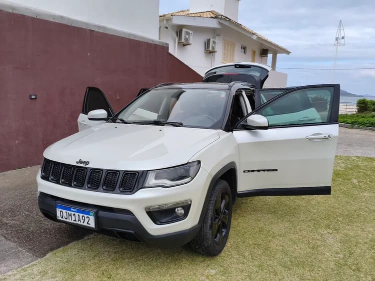 Jeep Compass Night Eagle 2.0 4X4 TB Dies. AUT 2018
