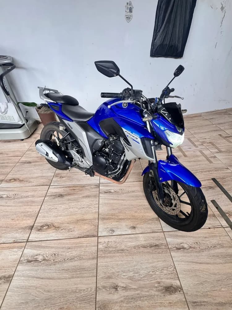 FZ25 250 2021