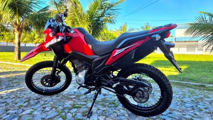BROS 160 EQUIPADA
