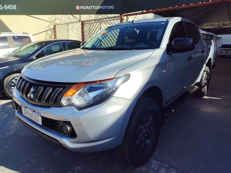 Mitsubishi L200 Triton Sport GLX 2.4 CD Diesel Mec. 2019