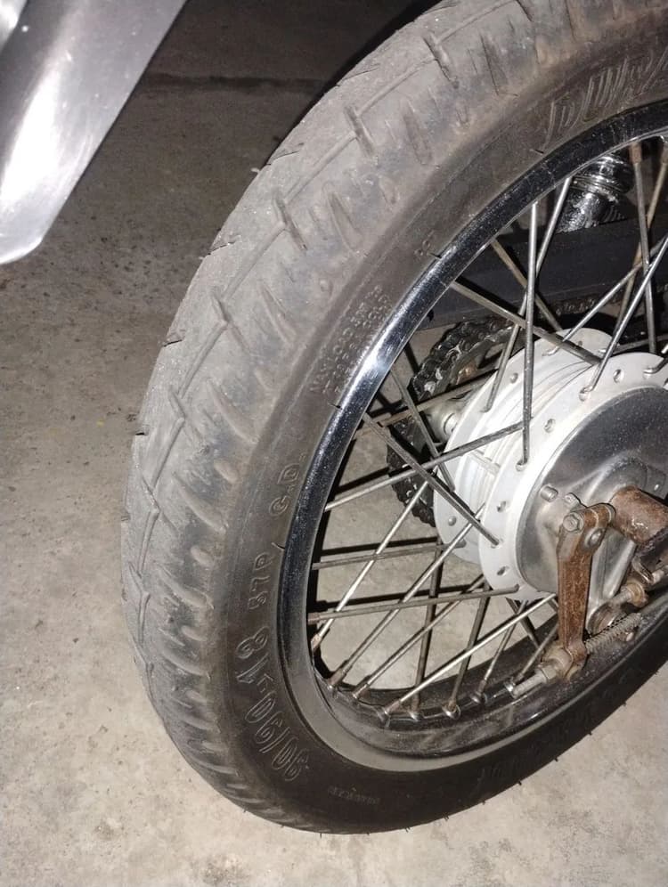 Vendo moto 125 