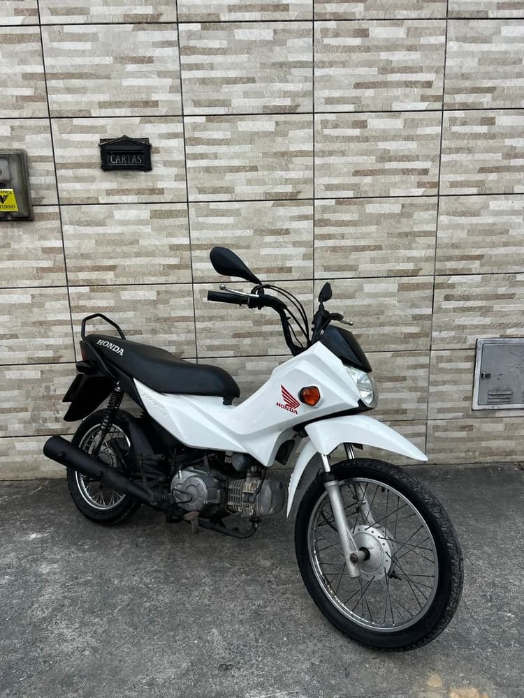 VENDO POP 110I MUITO CONSERVADA 