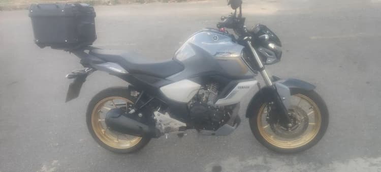 Fz15 2026
