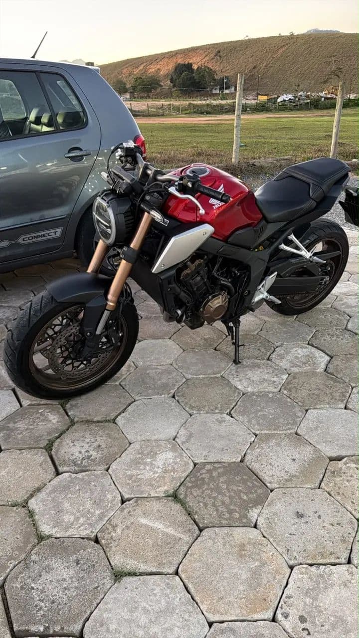 Honda CB 650r 