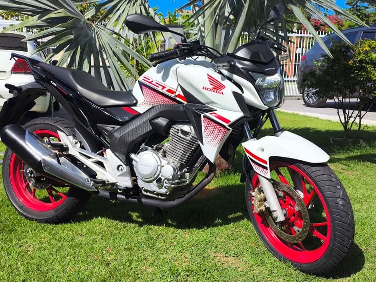 CB 250F (Twister) 2022