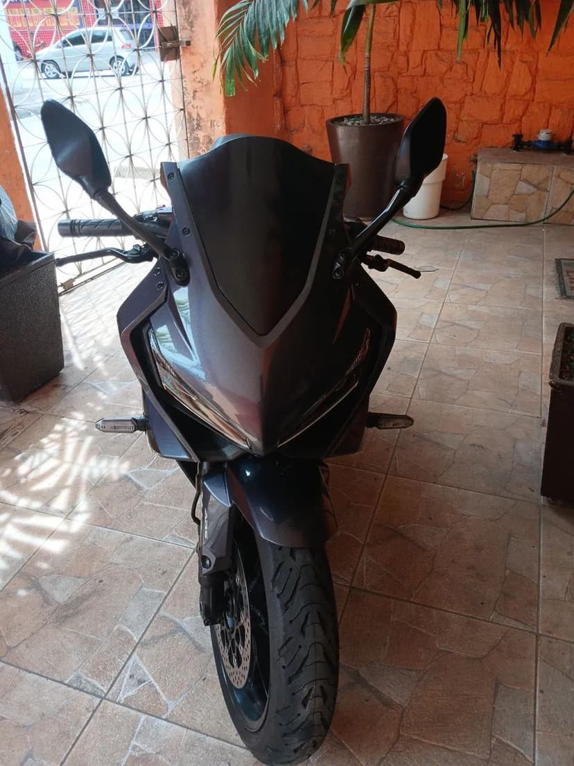 CBR 650R 2021