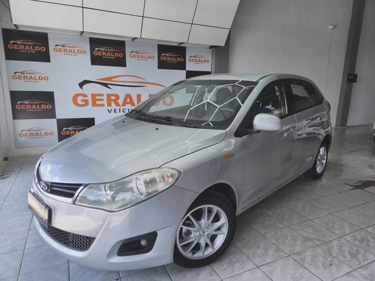 Chery Celer Hatch 1.5 16V Flex 5P 2013
