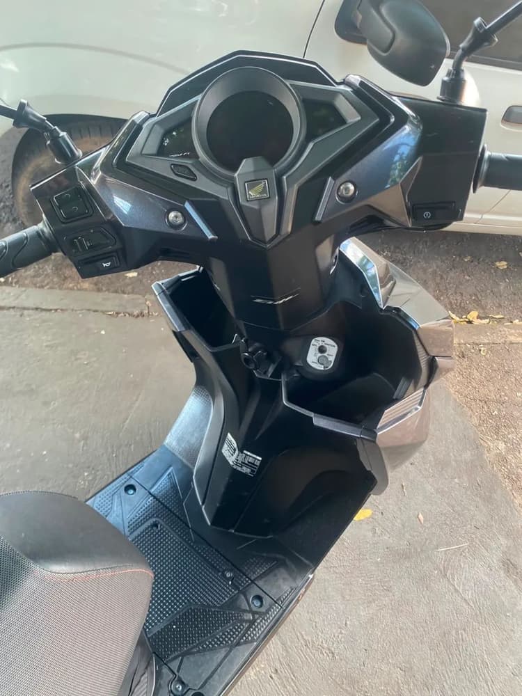 VENDO MOTO ELITE 125