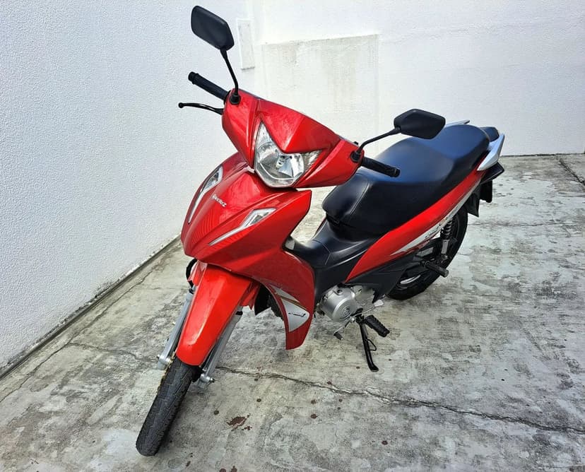Avelloz AZ 01 (50cc) 2024.