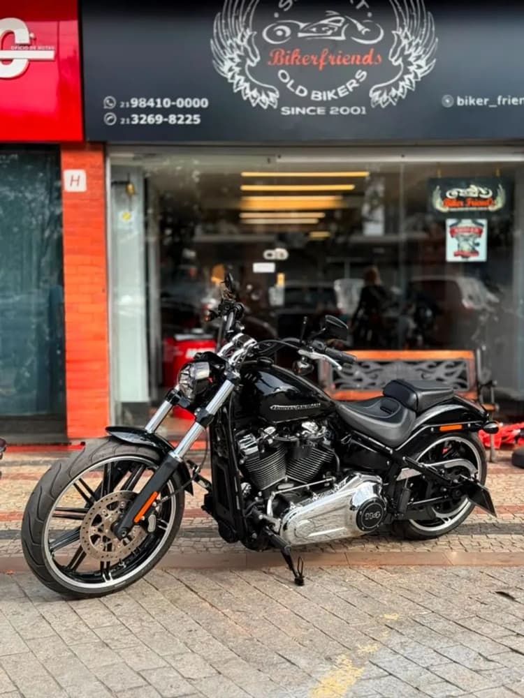 HARLEY DAVIDSON BREAKOUT 2021