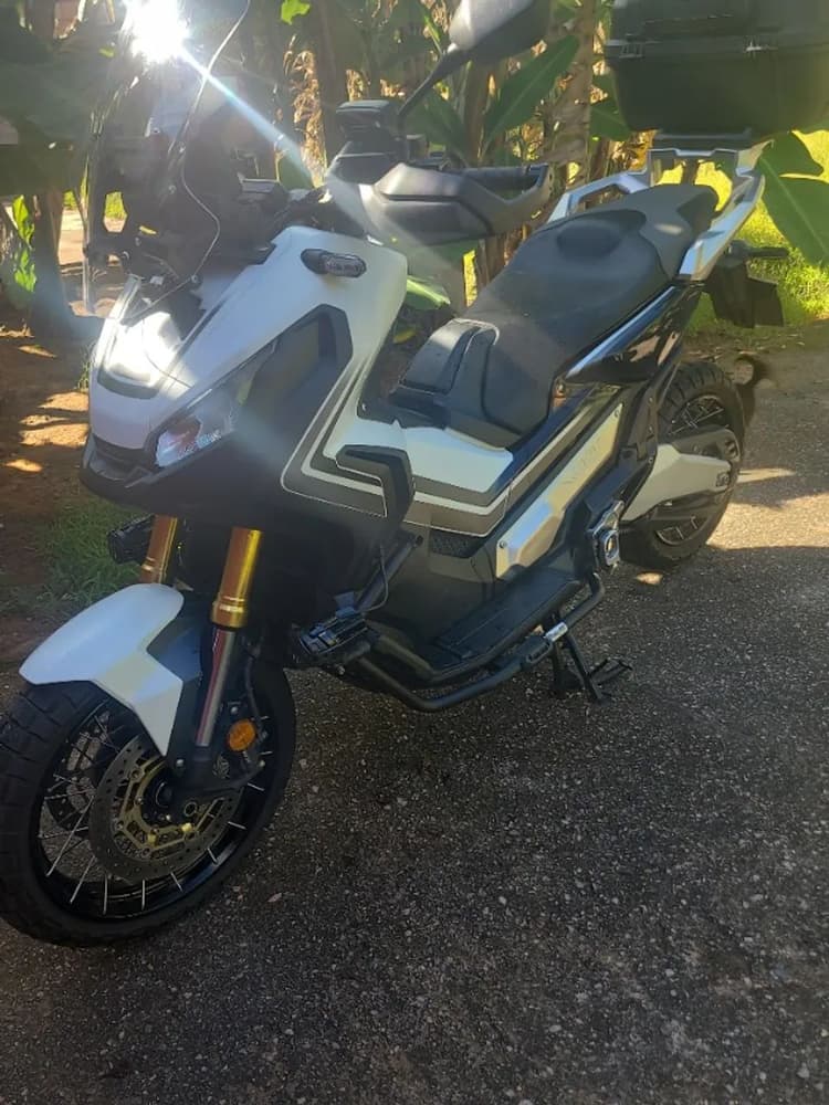 HONDA X-ADV 750