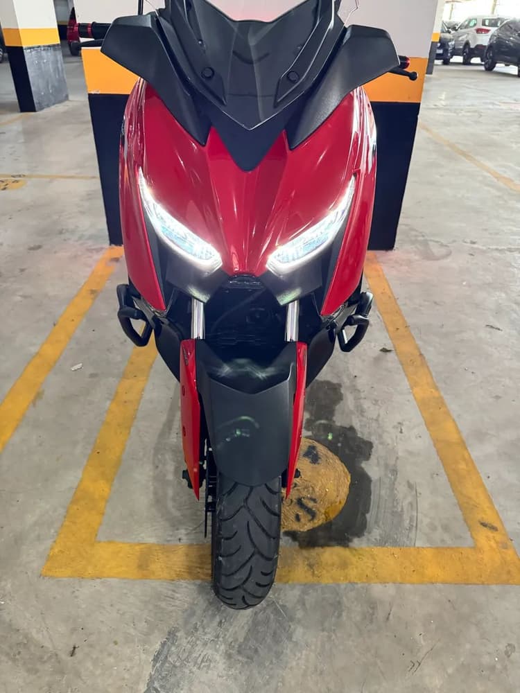 Moto xmax 250