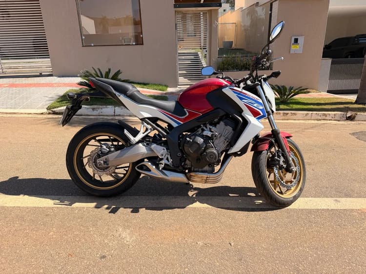 Honda CB650F 2017 Nova!