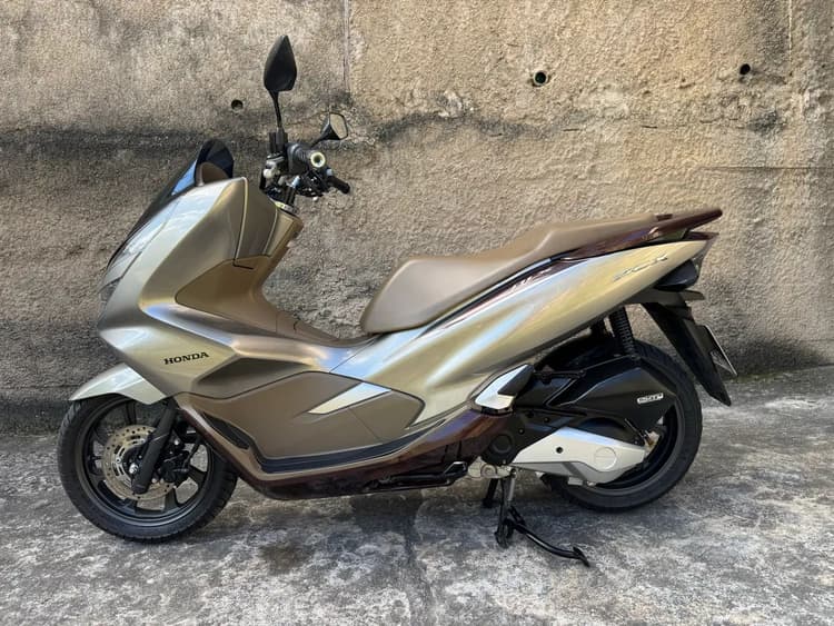 Pcx 150c Dlx 