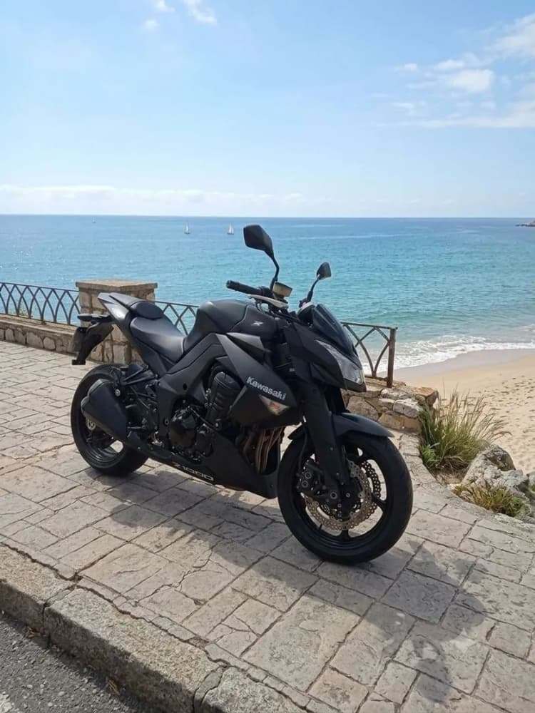 Z1000 