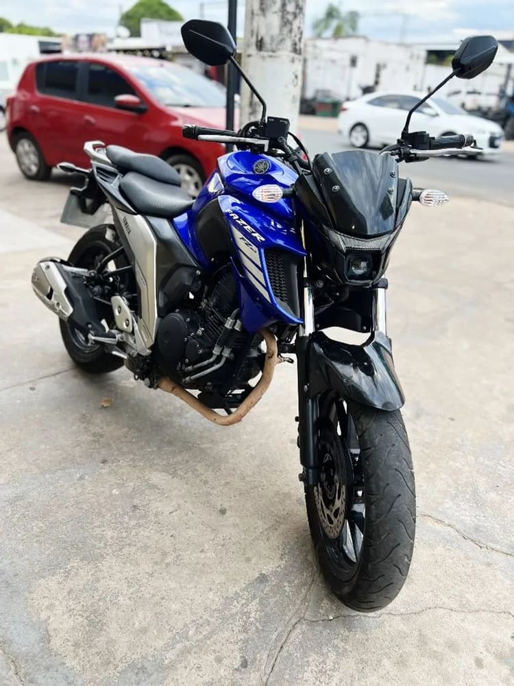 FAZER 250CC 