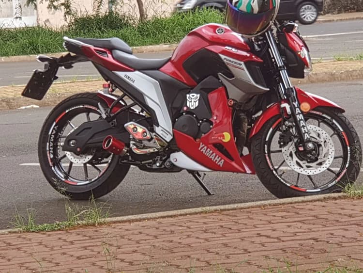 Fz25 2019 conservada