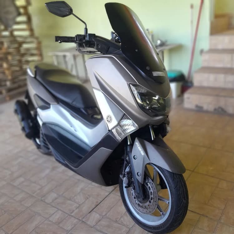 Moto nmax