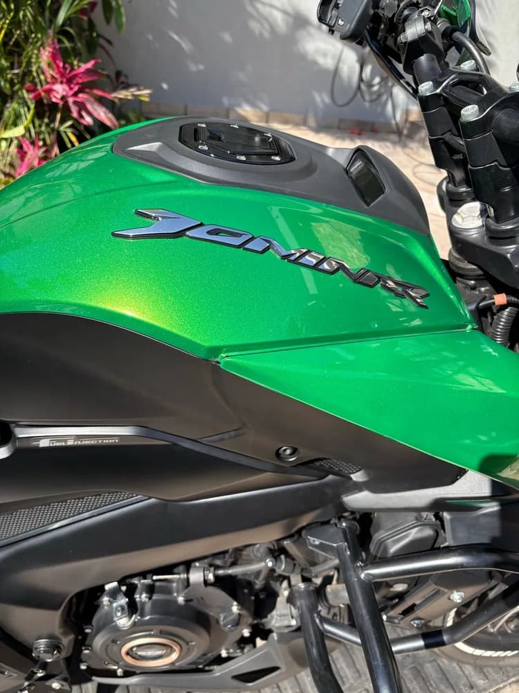 Moto Dominar Bajaj 400cc