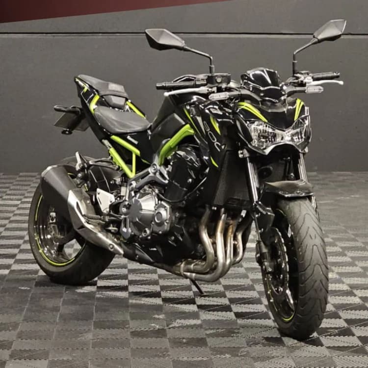 Z 900
