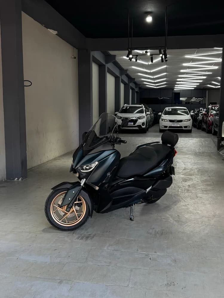 Xmax 250 Baixa km 