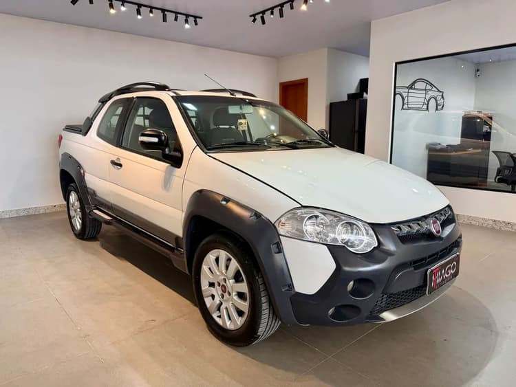 Fiat Strada Adv.1.8 16V Dualogic Flex CD 2014