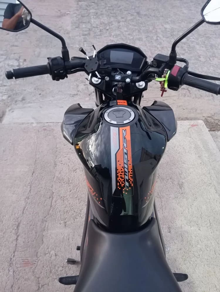 HONDA/ CB250F TWITTER A S