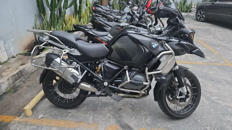 Bmw 1250 triple black 