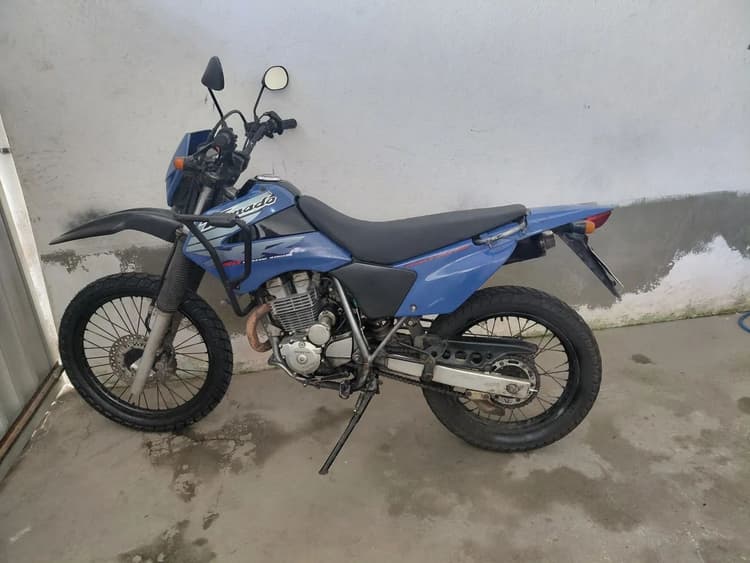 Vendo  tornado 2003 