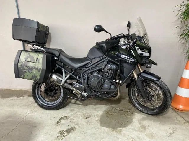 Tiger 1200 Explorer XC completa com Baús