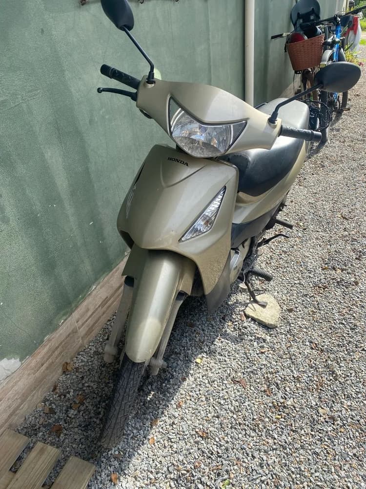 Biz 125 2010