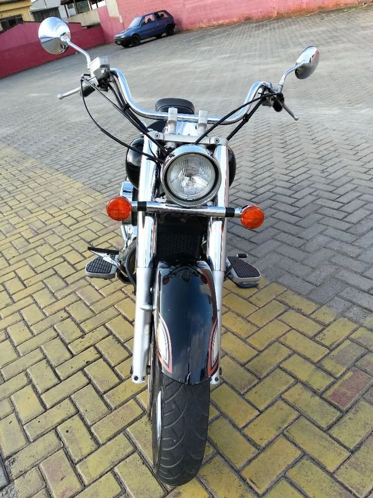 Honda SHADOW 750 