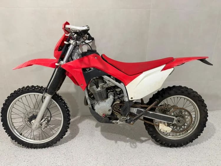 Crf 250f - 2021 - pegar e andar 