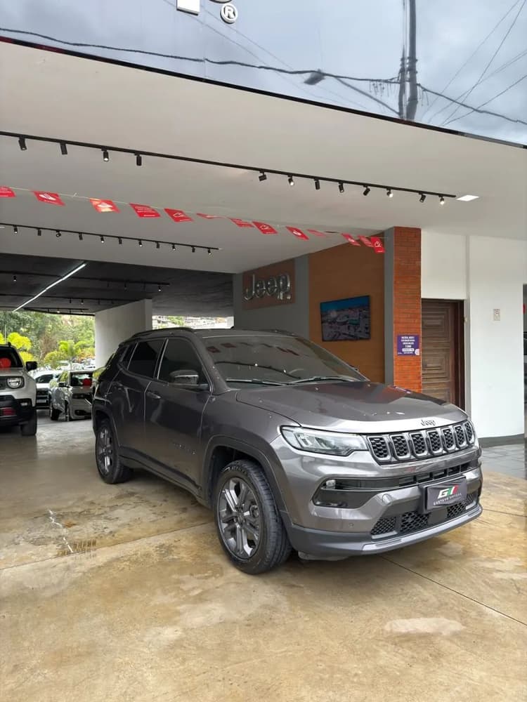 Jeep Compass Longitude Night Eagle 1.3 Flex 2025