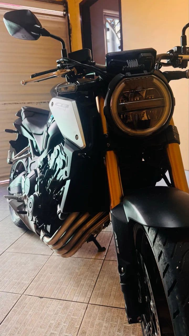 Cb 650r 