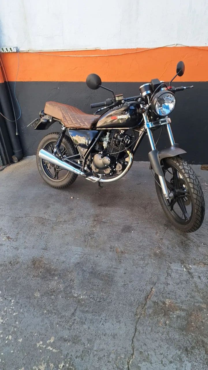 Intruder  cafe race