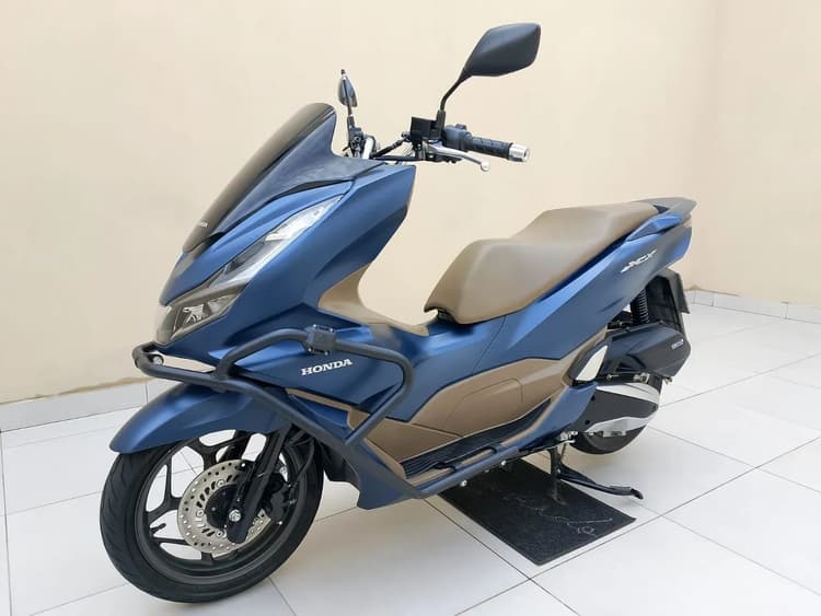 PCX DLX 160cc 2024
